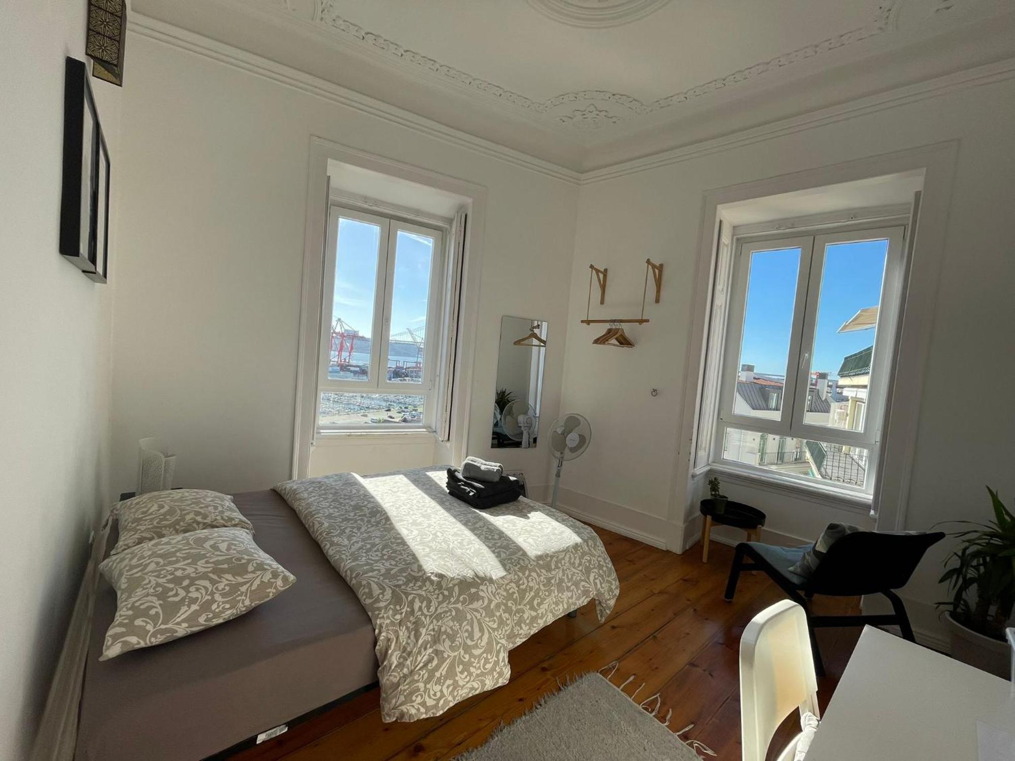 Embassy Arriaga Private Elegance Rooms In Stylish Shared Apartment リスボン エクステリア 写真